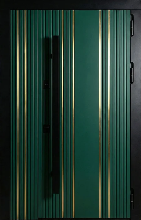 Входная дверь изумрудная с вертикальными рейками и золотыми вставками №64