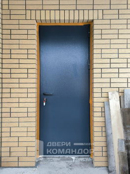 Входная дверь терморазрыв металл /пвх с порогом из нержавейки на заказ