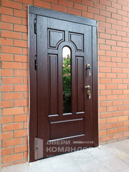 Входная дверь терморазрыв  шпон / шпон со стеклопакетом на заказ